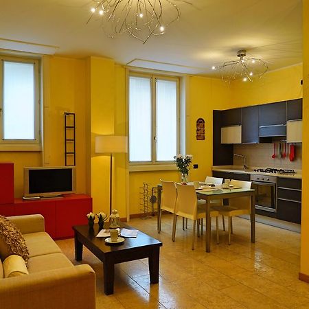 Duomo Apartment Милан Экстерьер фото