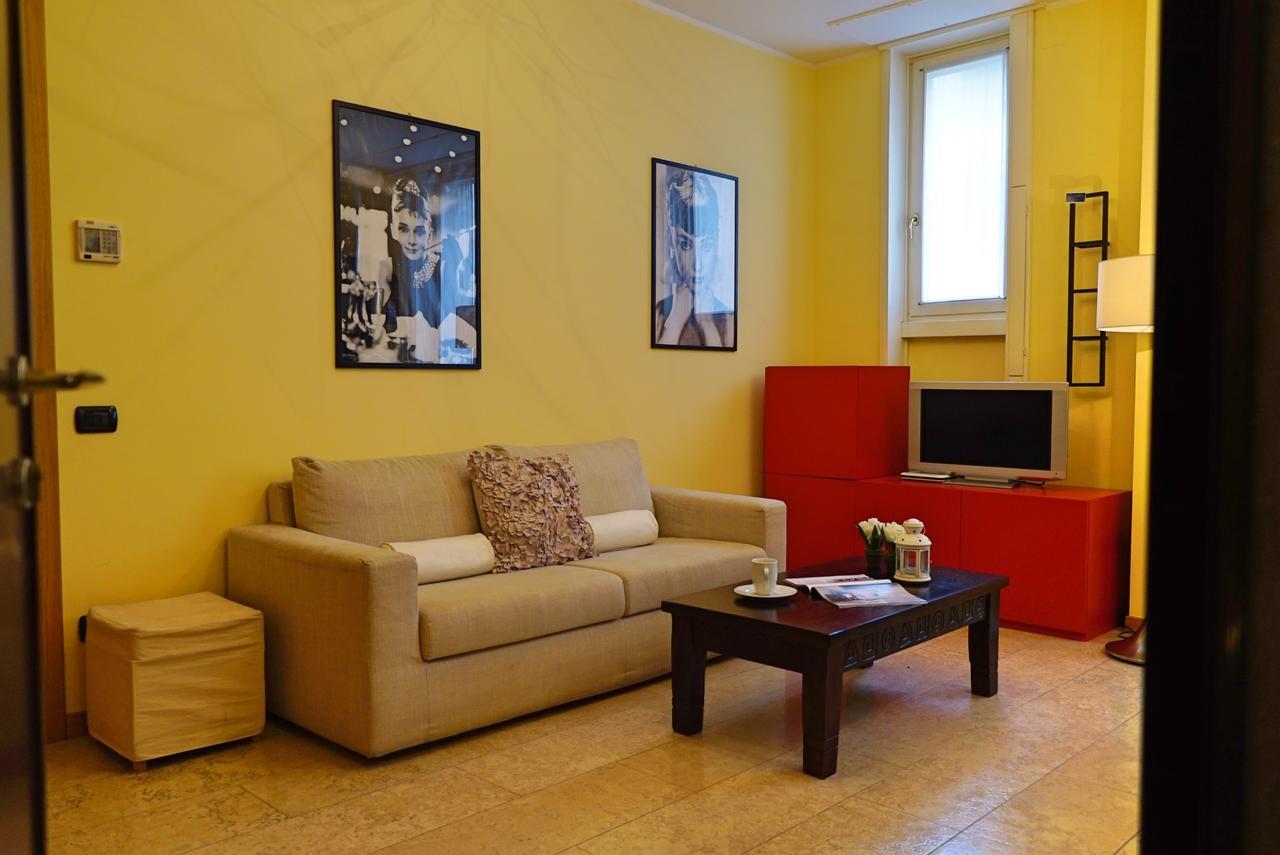 Duomo Apartment Милан Экстерьер фото
